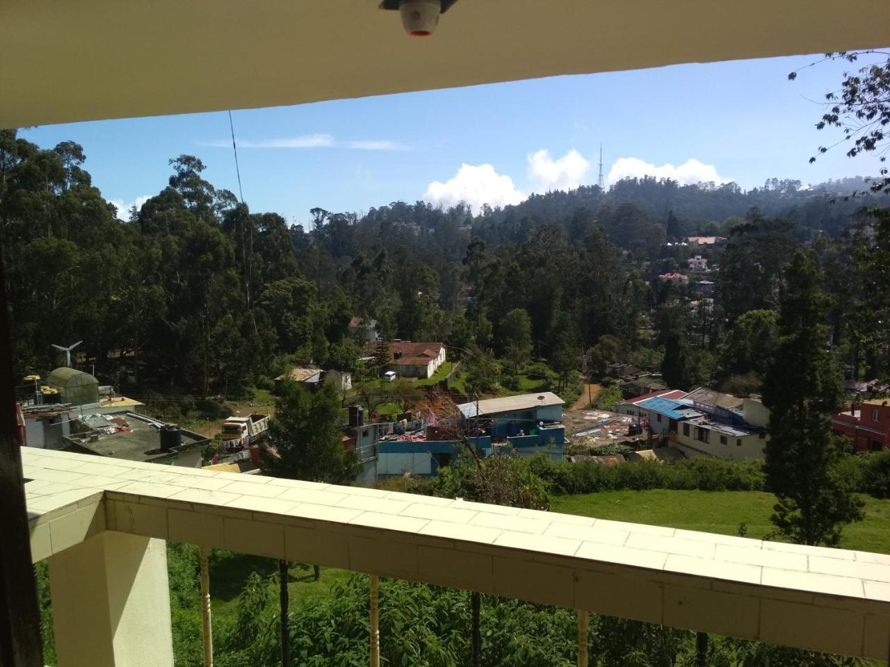 Royal Rest Hotell Kodaikanal Exteriör bild